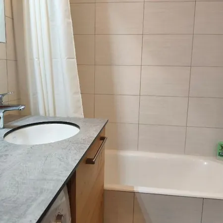 Cozy With Pool And Golf Nearby *