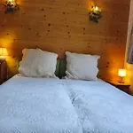 Apartmán Cozy With Pool And Golf Nearby *