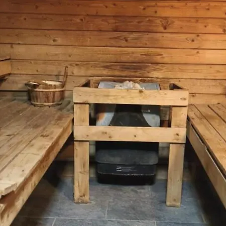 Cozy With Pool And Golf Nearby Διαμέρισμα Megève