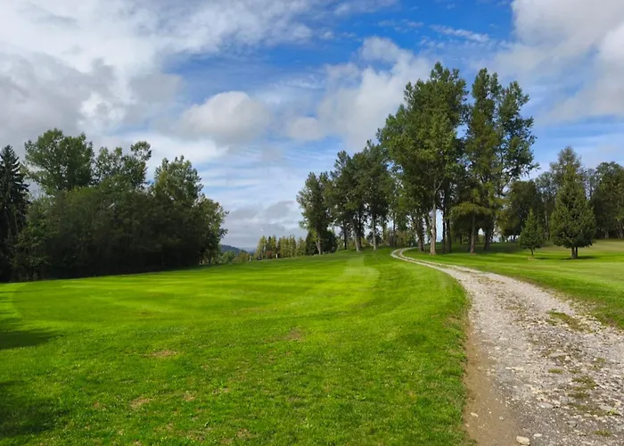 Apartmán Cozy With Pool And Golf Nearby *