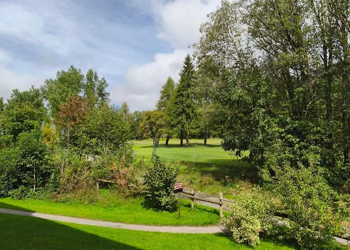 Cozy With Pool And Golf Nearby Apartmán